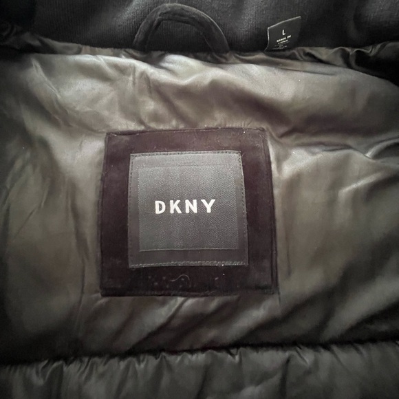 Beautiful DKNY size L (unisex) velvet jacket brand new never worn - Picture 5 of 6